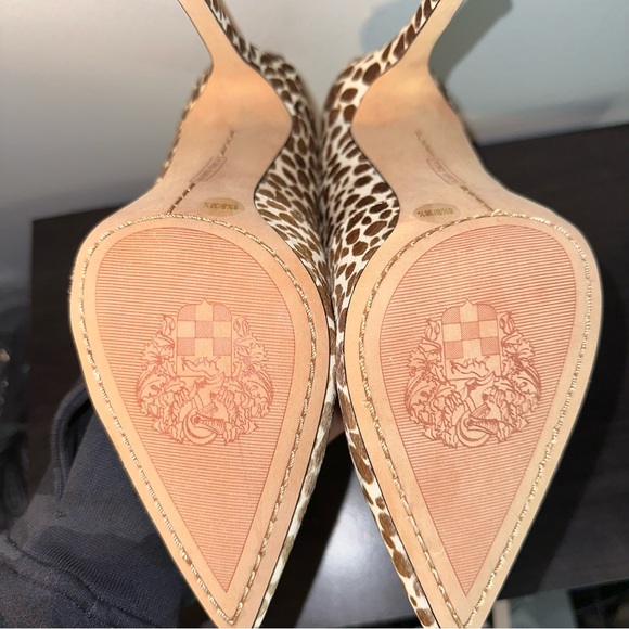 Vince Camuto - Spotted Snow Cheetah Pony Hair Heels - Picture 4 of 5